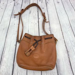 Dooney & Bourke Vintage Bucket Bag Cross Body Leather USA